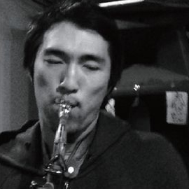 金永柱（キム・ヨンジュ）／サックス